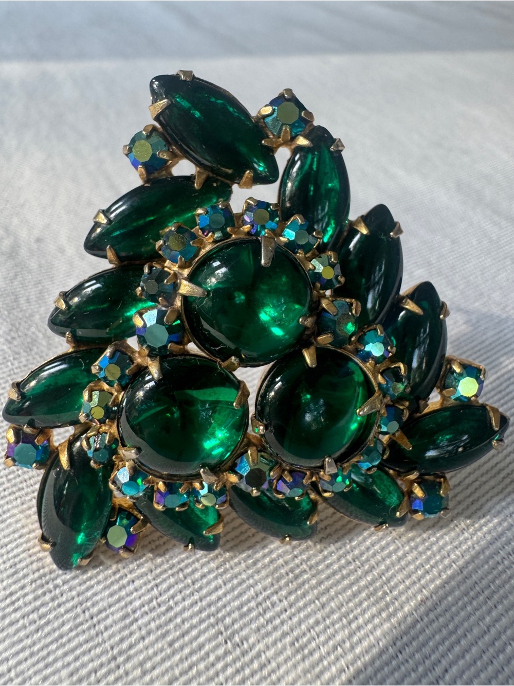 Vintage 1950s signed Albert WEISS emerald Green & AB Rhinestone Brooch